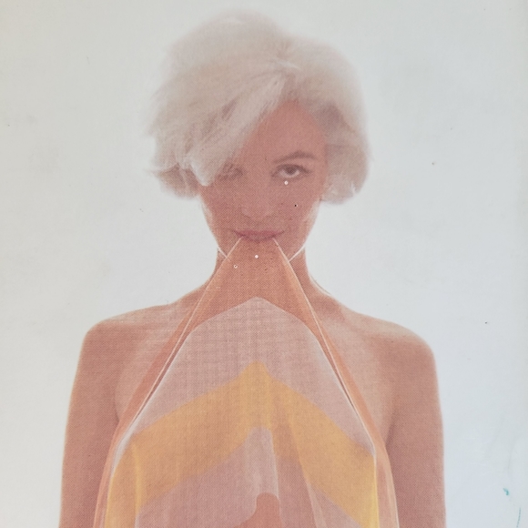 Marilyn Monroe ~ Book ~ Canvas Art ~ FINAL PRICE!! - Picture 3 of 16